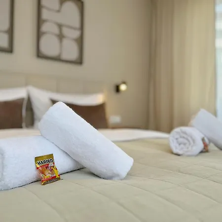 Seestadt I Sauna I Parkplatz I Zentral Lägenhet *