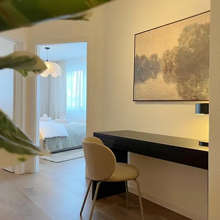 Seestadt I Sauna I Parkplatz I Zentral アパート ハルターン