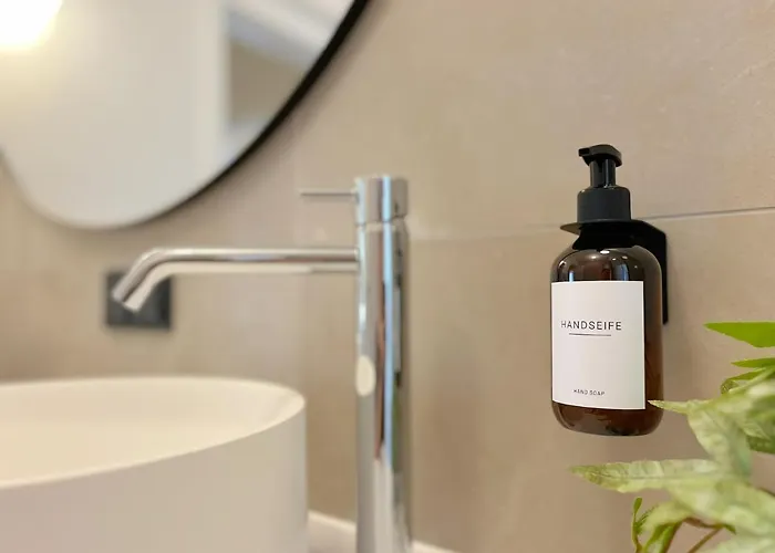 Seestadt I Sauna I Parkplatz I Zentral * هالترن