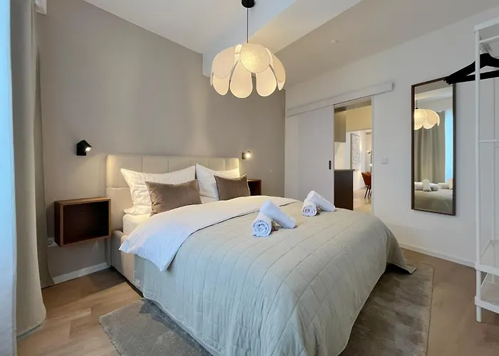 Seestadt I Sauna I Parkplatz I Zentral هالترن